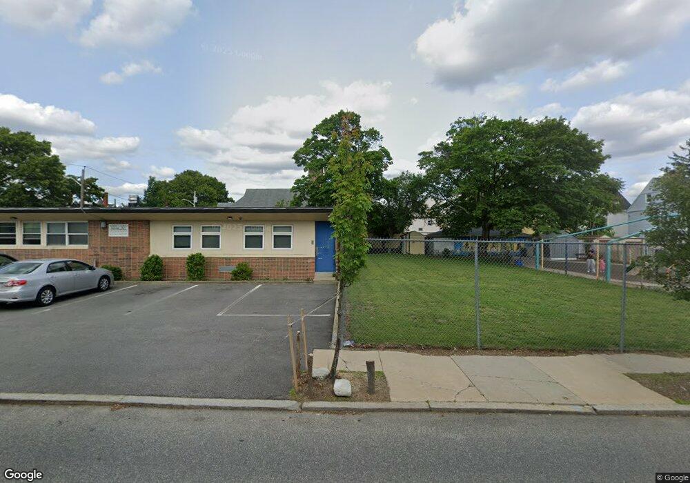 302 Bucklin St, Providence, RI 02907 - photo 1