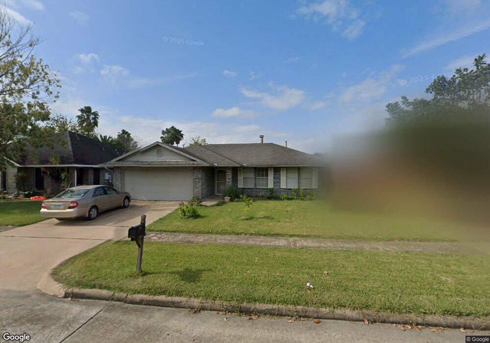 9471 Carmalee St, Houston, TX 77075 - photo 1