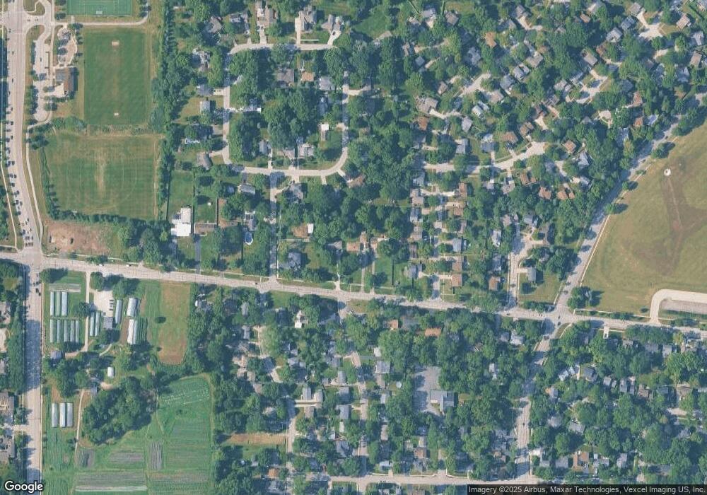 27W122 Bauer Rd, Naperville, IL 60563 - photo 1