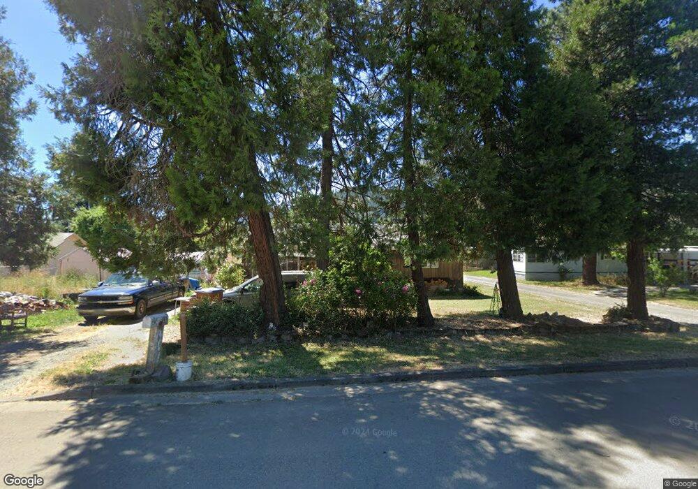 387 Weaver Ave, Myrtle Creek, OR 97457 - photo 1