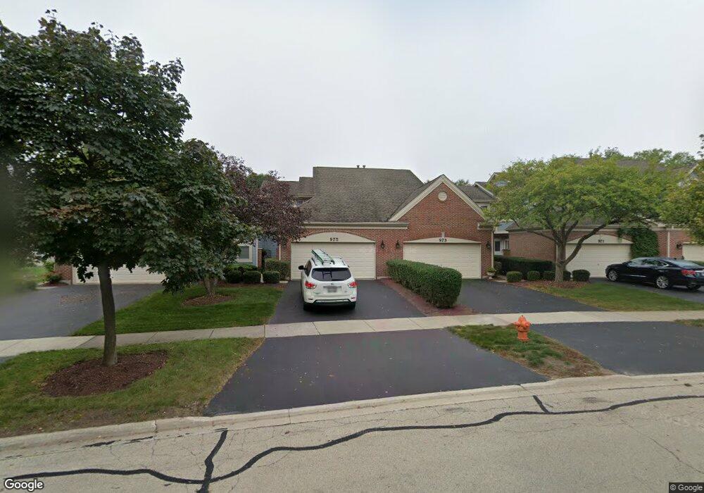 975 Heathrow Ln, Naperville, IL 60540 - photo 1