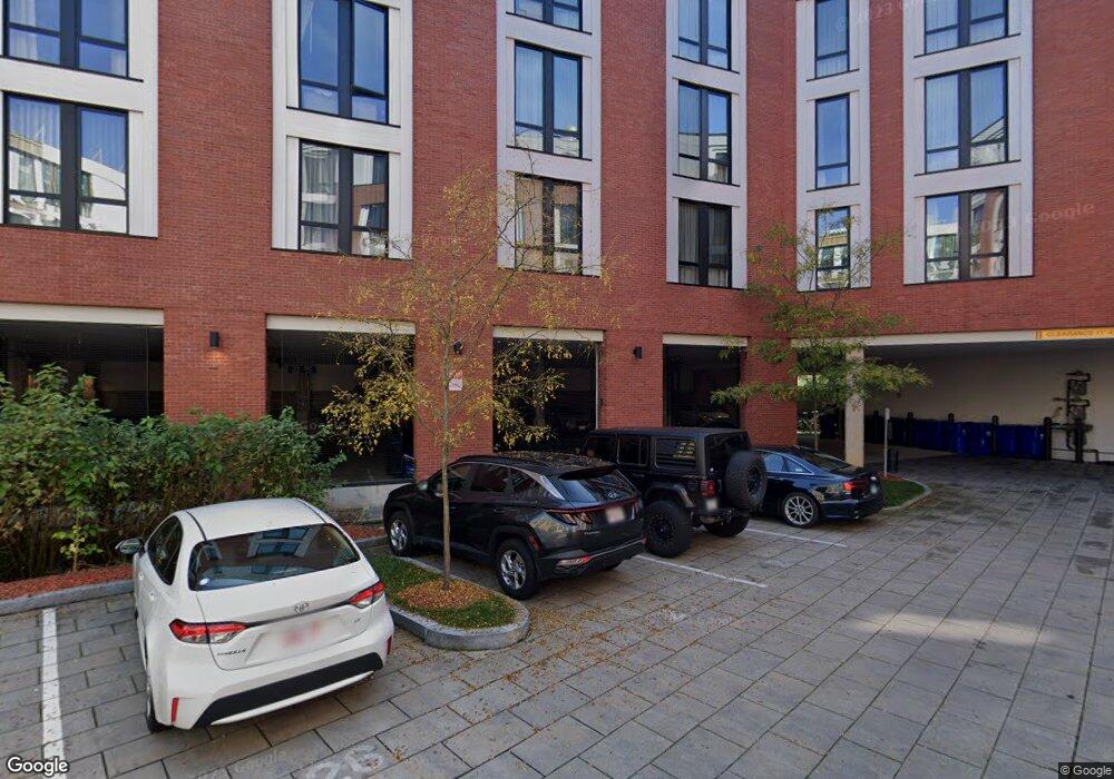 233 N Pleasant St unit 41-43, Amherst, MA 01002 - photo 1