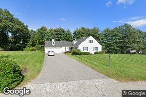 2 Lantern Ln, Cumberland Foreside, ME 04110