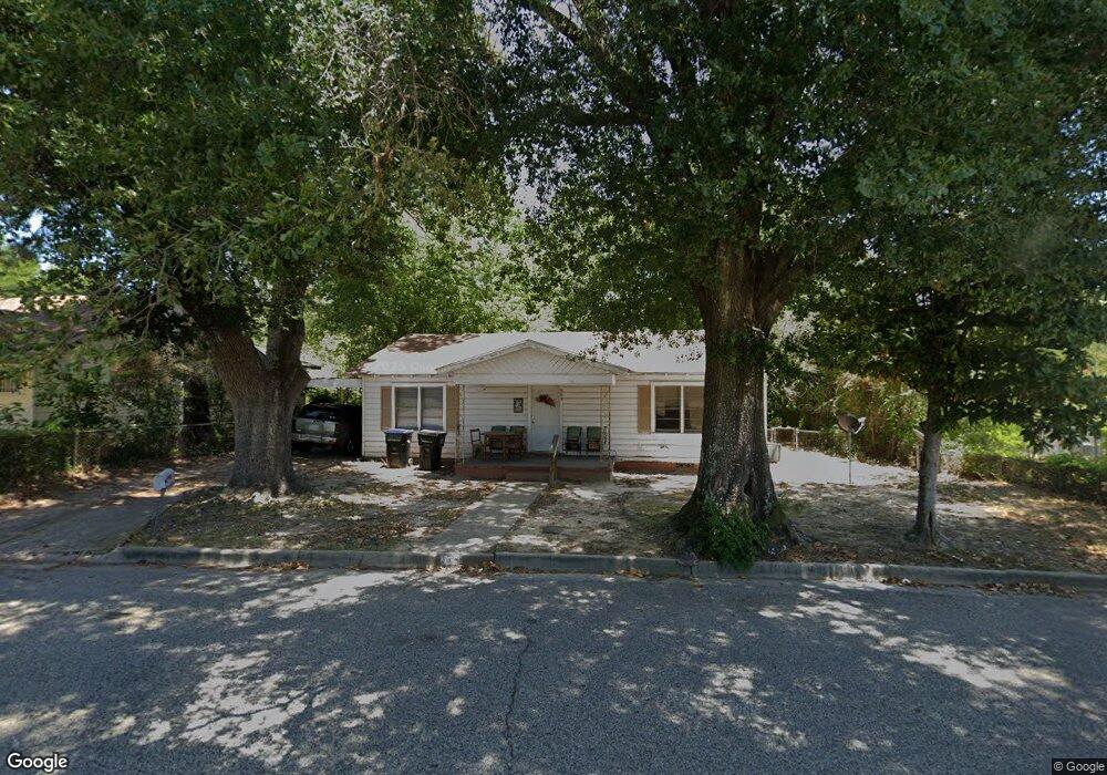 904 Lake Dr, Longview, TX 75601 - photo 1