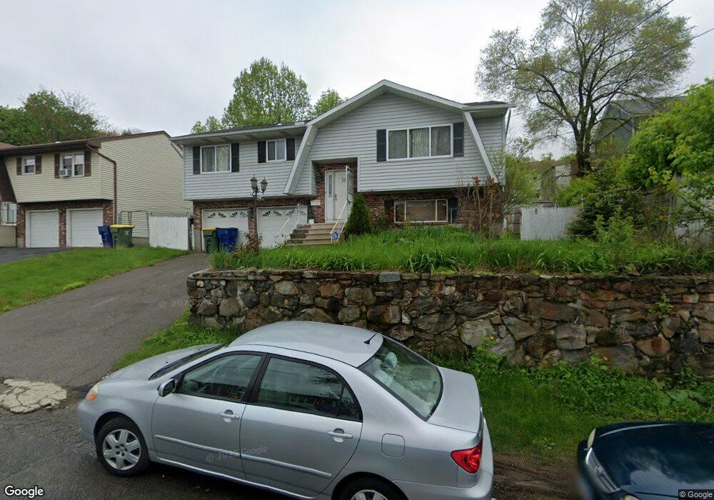 30 Rumford St, Waterbury, CT 06704 - photo 1