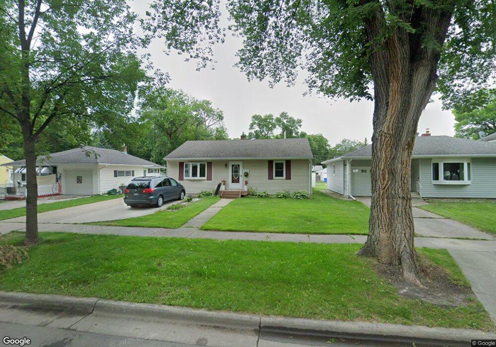1609 4th St N, Fargo, ND 58102 - photo 1