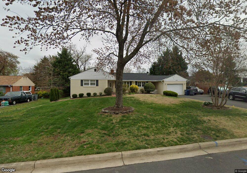 3323 Garland Dr, Falls Church, VA 22041 - photo 1