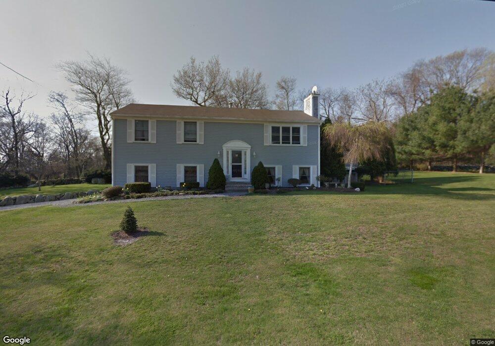 18 Lisa Ln, Bristol, RI 02809 - photo 1