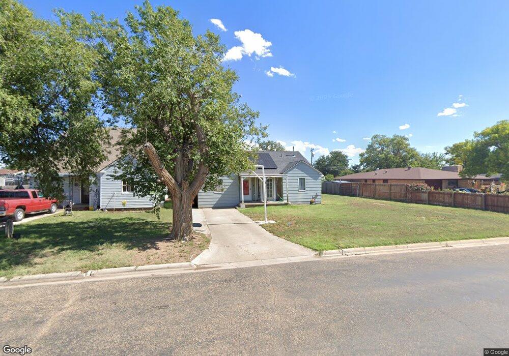 511 Binkley Ave, Dumas, TX 79029 - photo 1