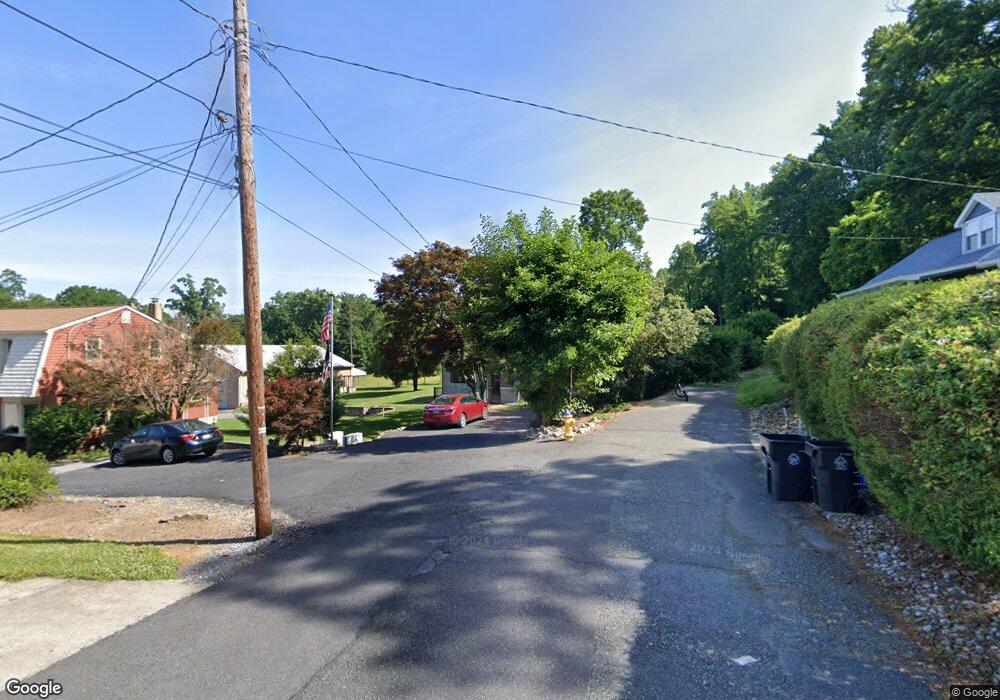 117 White Oak Ln, Emmaus, PA 18049 - photo 1