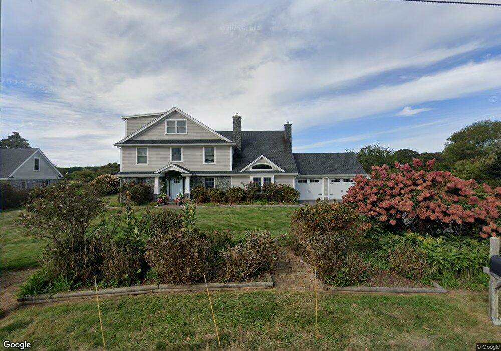 112 Riverside Dr, Pawcatuck, CT 06379 - photo 1