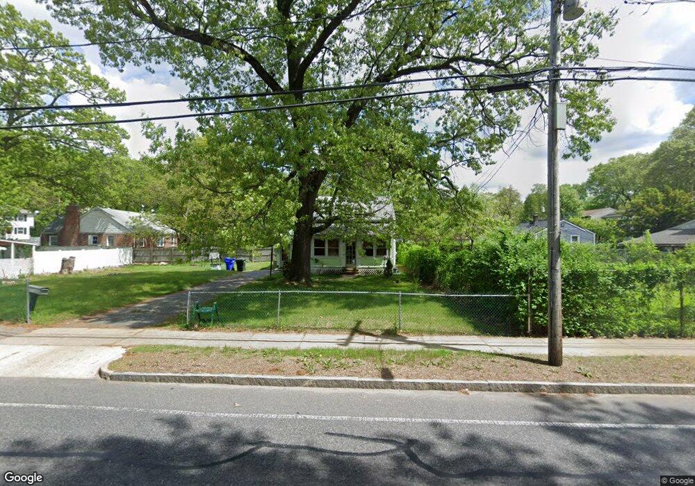 715 Bay St, Springfield, MA 01109 - photo 1