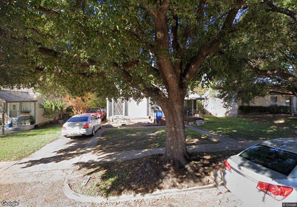 605 Ouida St, Grand Prairie, TX 75051 - photo 1
