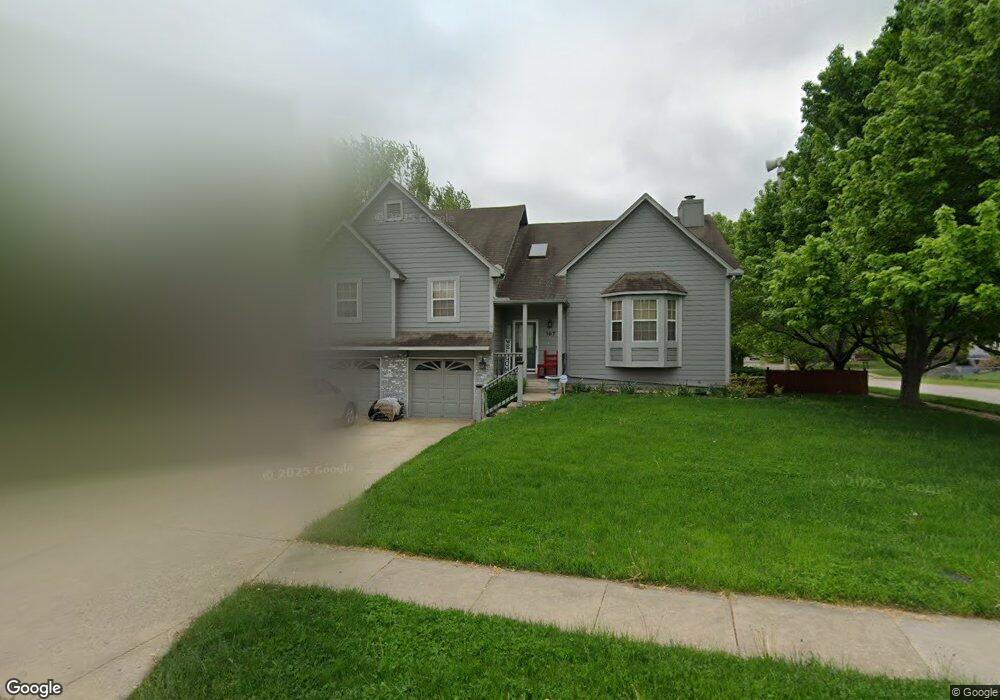 107 W Calico Dr, Raymore, MO 64083 - photo 1
