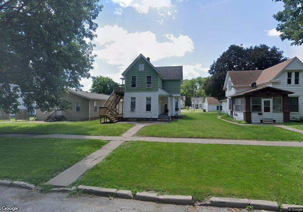2219 W 2nd St, Davenport, IA 52802 - photo 1