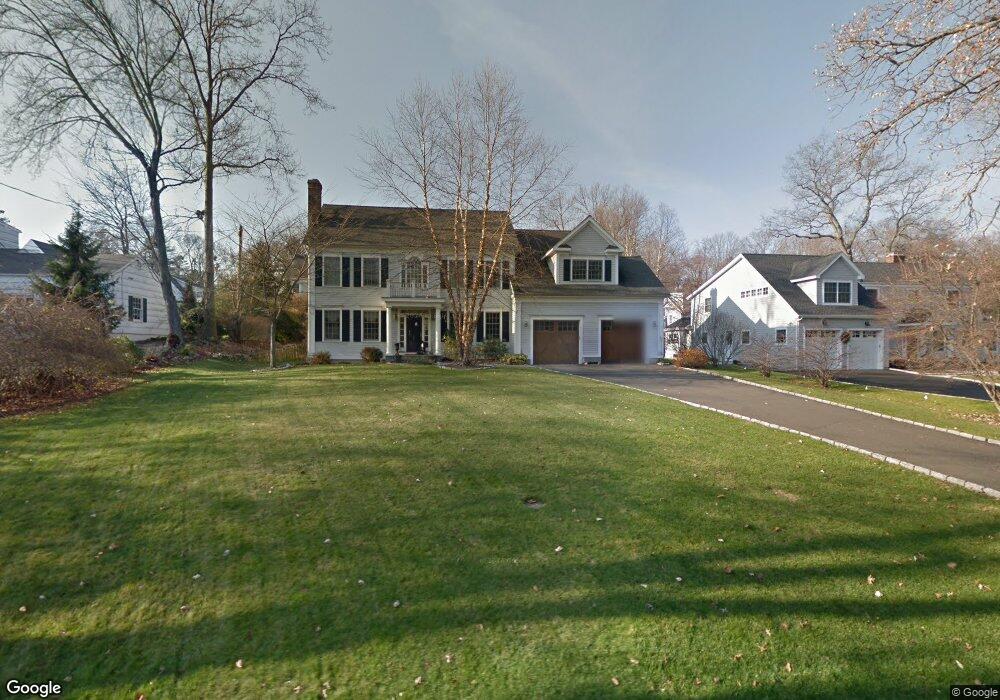 15 Salt Box Ln, Darien, CT 06820 - photo 1