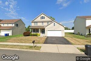 13 New Mills Dr, Pemberton, NJ 08068
