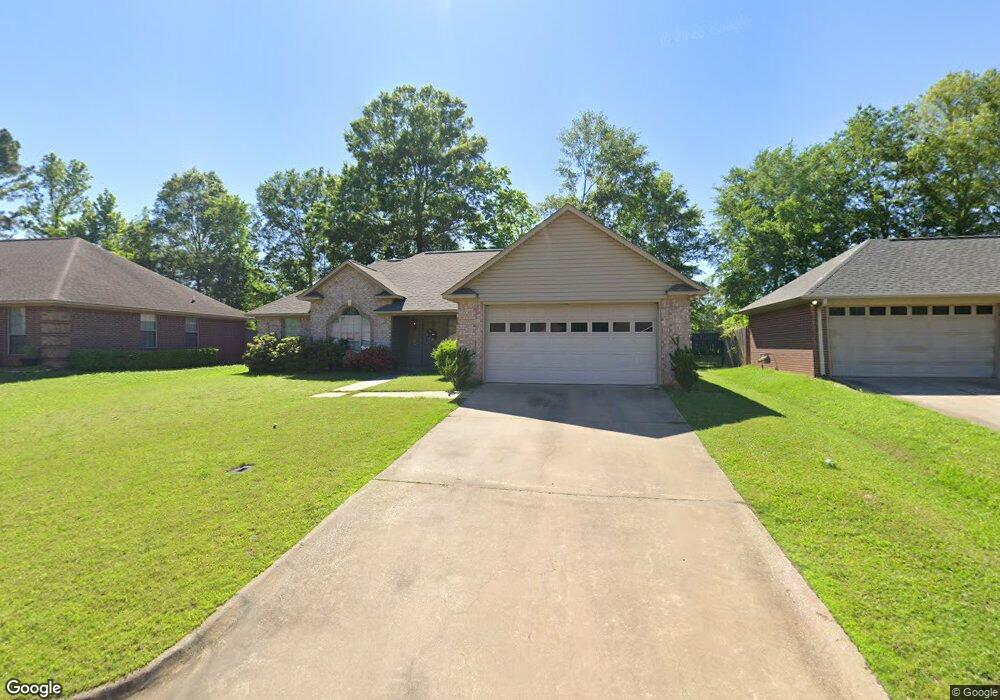 515 E Greenfield Dr, Wake Village, TX 75501 - photo 1