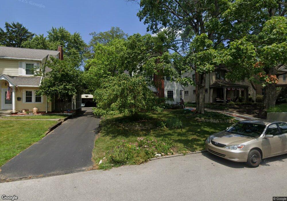 178 W Dunedin Rd, Columbus, OH 43214 - photo 1