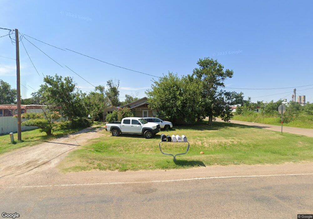 301 W 34th St, Plainview, TX 79072 - photo 1