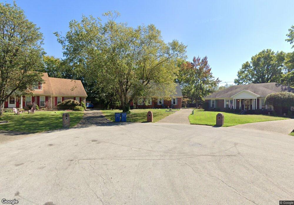 7622 Newton Ct, Louisville, KY 40228 - photo 1