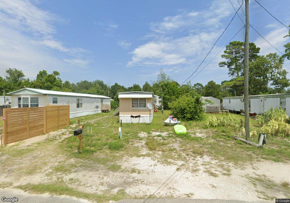 904 NE 1st St, Carrabelle, FL 32322 - photo 1