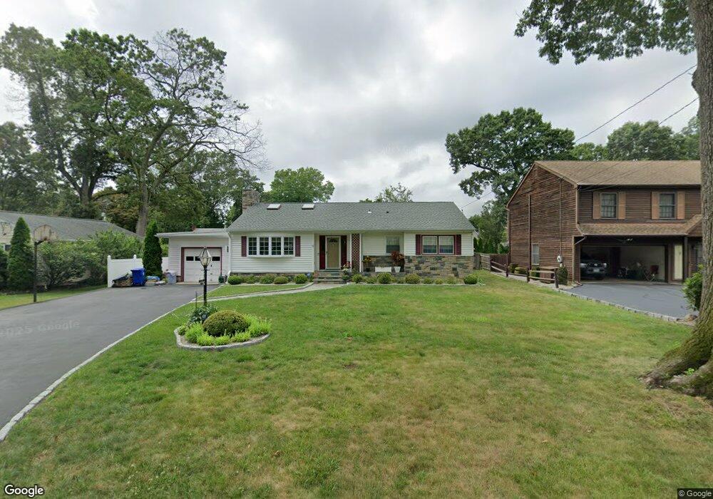 5 Oakledge Cir, Norwalk, CT 06854 - photo 1