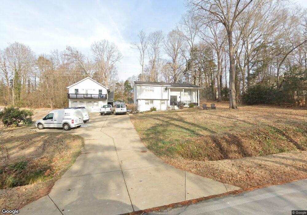 422 Lake Shore Dr, Fort Mill, SC 29715 - photo 1