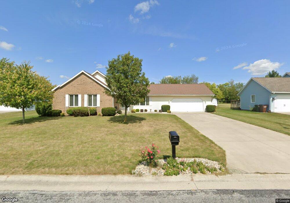 5724 Clover Ridge Dr, Lima, OH 45807 - photo 1