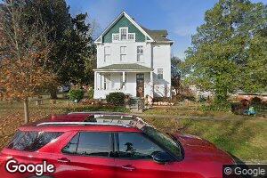 181 E 3rd St, Ceredo, WV 25507