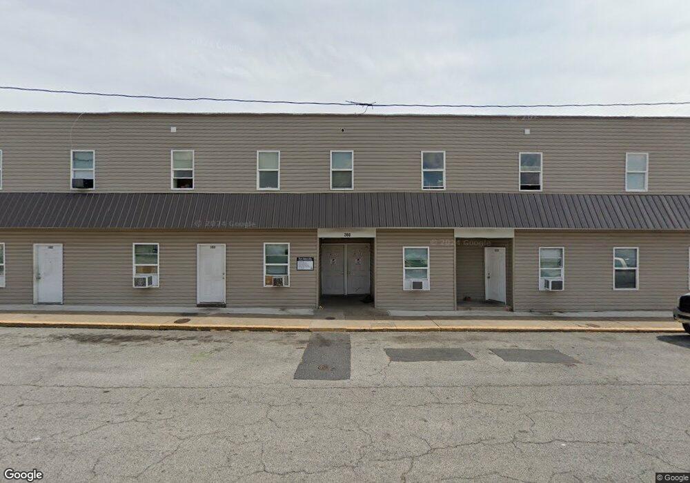 260 N Commerce Ave, Waynesboro, VA 22980 - photo 1