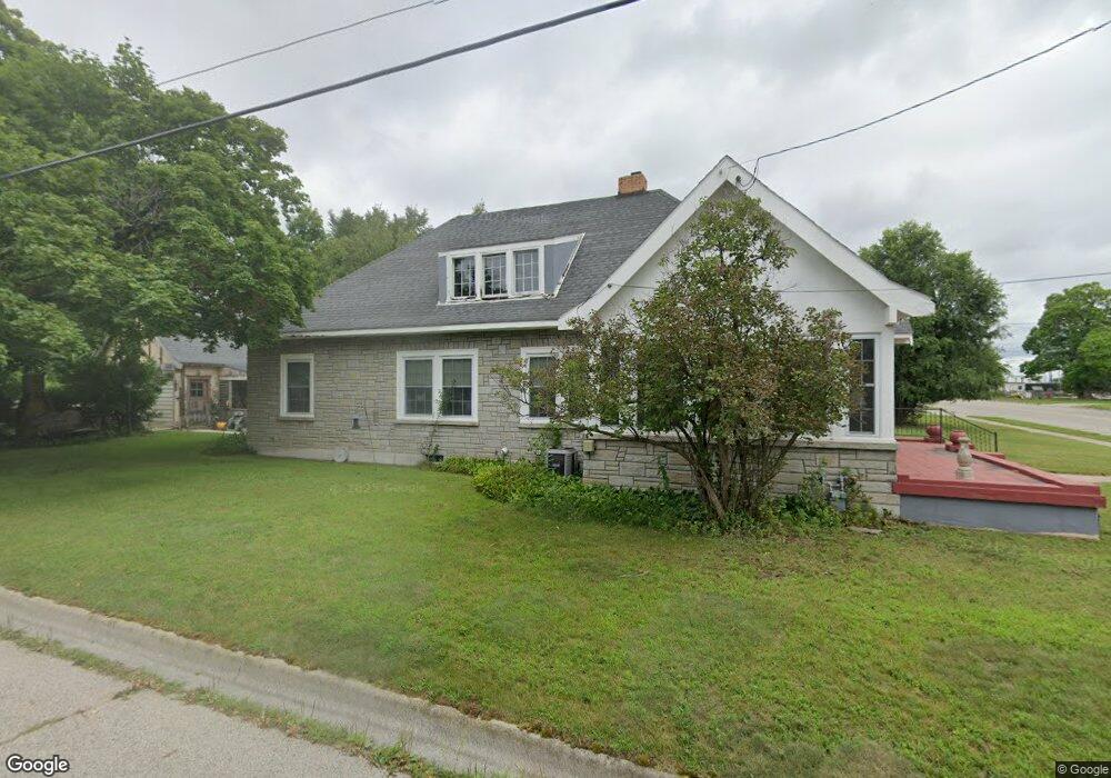 2034 10th Ave, Menominee, MI 49858 - photo 1