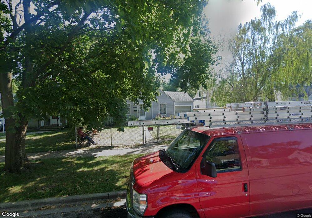 2005 Marshall Pkwy, Waukegan, IL 60085 - photo 1