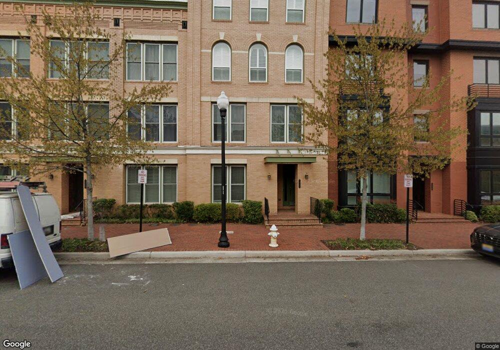 1222 Main Line Blvd, Alexandria, VA 22301 - photo 1