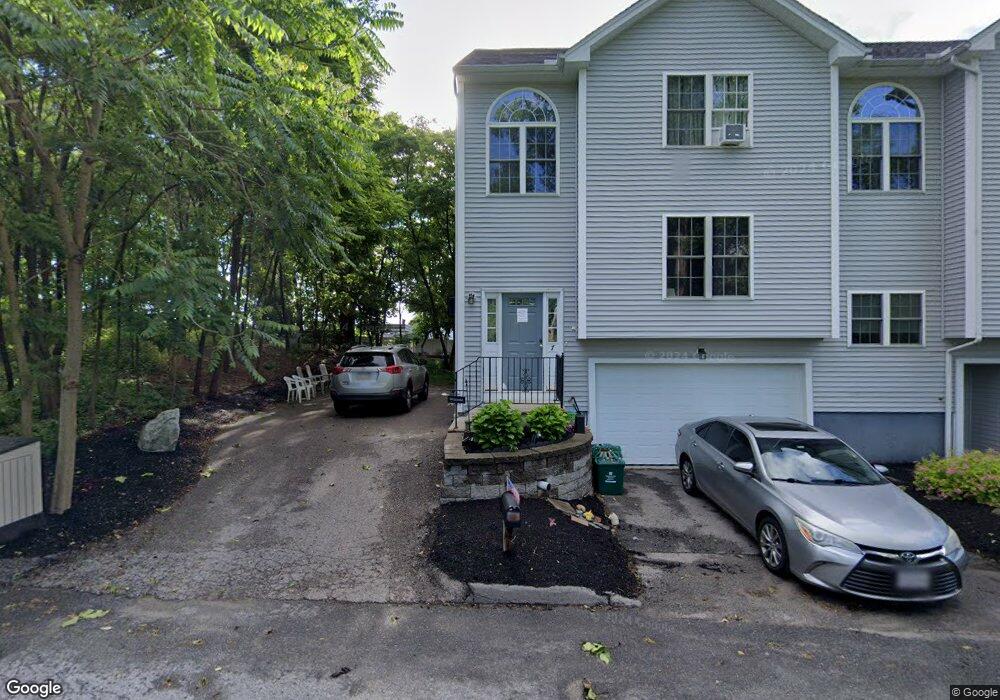 7 Renfrew St, Worcester, MA 01604 - photo 1