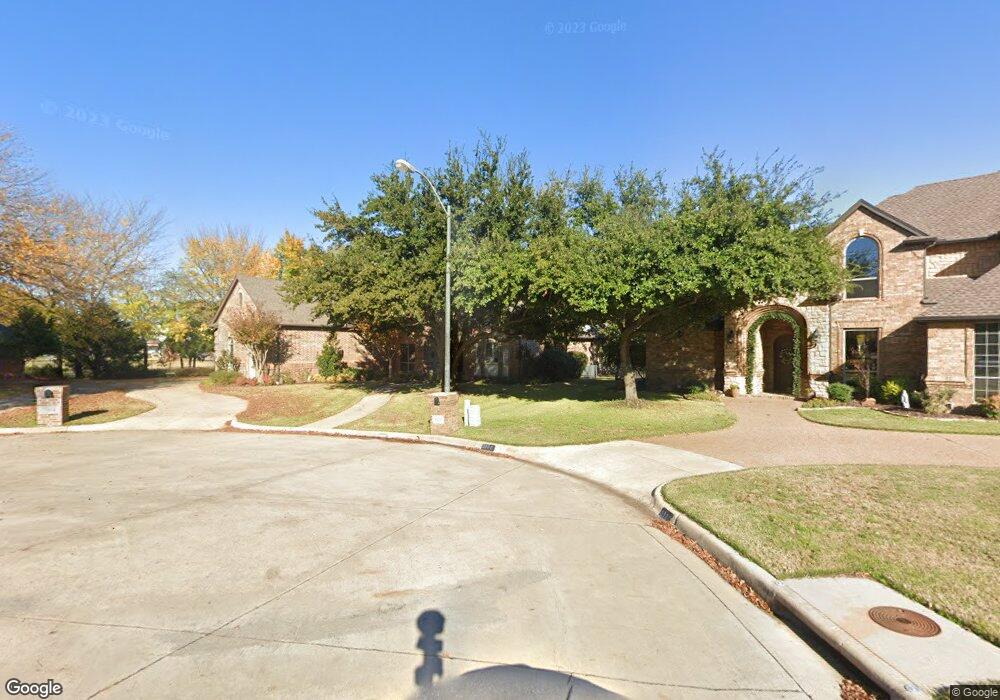 3104 River Bend Dr, Hurst, TX 76054 - photo 1