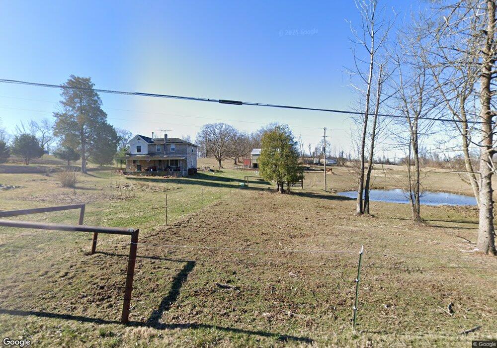 23 Simmons Rd, Reading, PA 19606 - photo 1