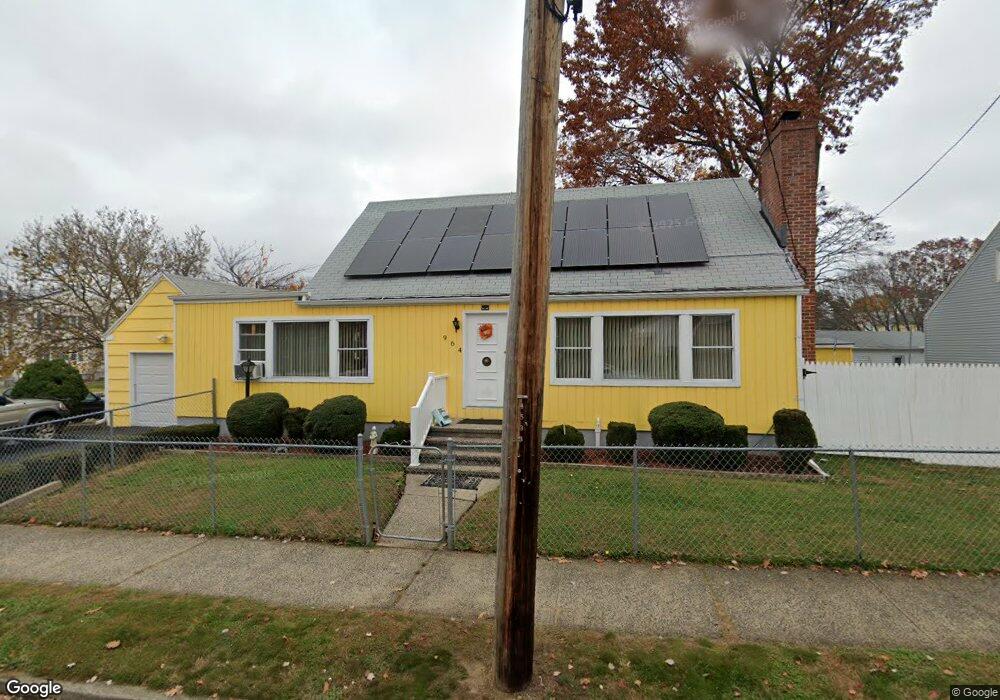 964 Wayne St, Bridgeport, CT 06606 - photo 1