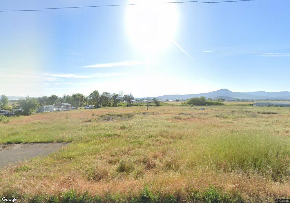 5202 Table Rock Rd, Medford, OR 97504 - photo 1