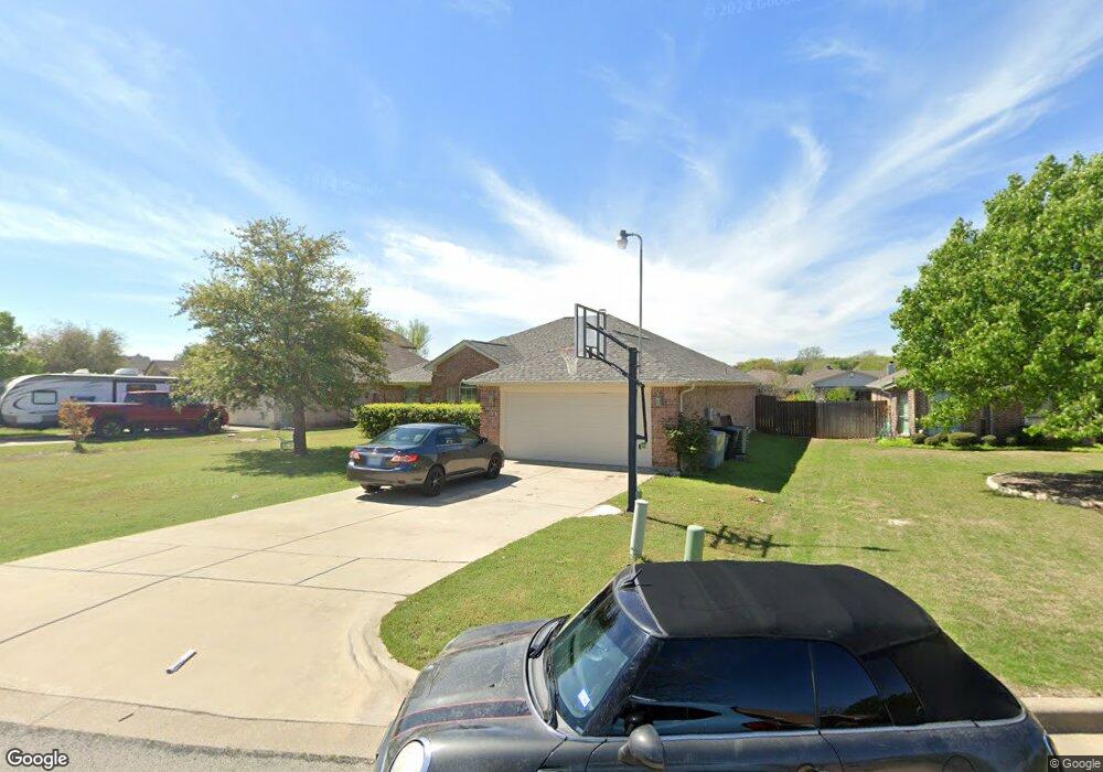 321 Wonder Oak Ct, Weatherford, TX 76085 - photo 1