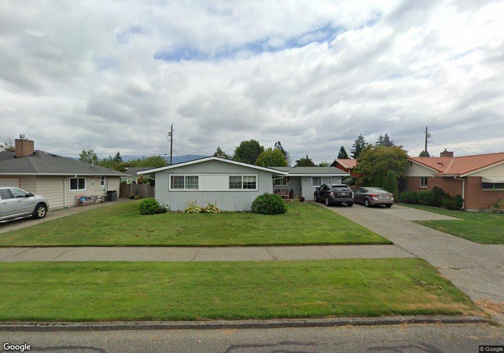 1225 Loraine St, Enumclaw, WA 98022 - photo 1