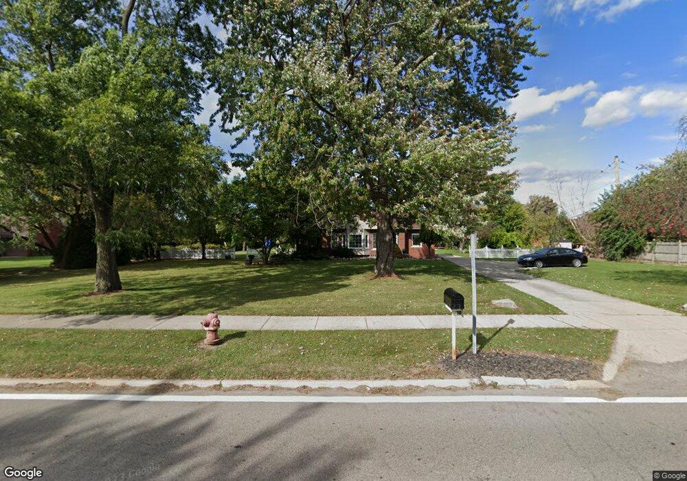 15877 E 11 Mile Rd, Roseville, MI 48066 - photo 1