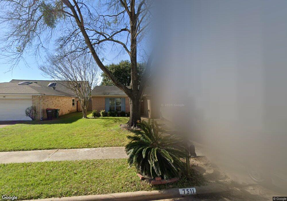 7511 Wovenwood Ln, Houston, TX 77041 - photo 1