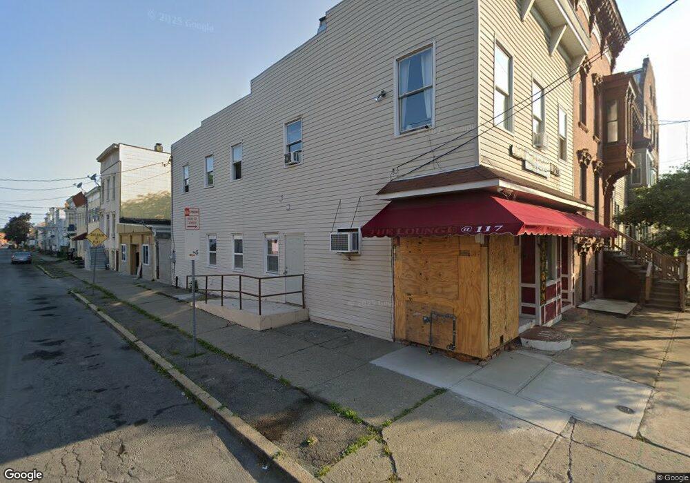 117 N Lake Ave, Albany, NY 12206 - photo 1