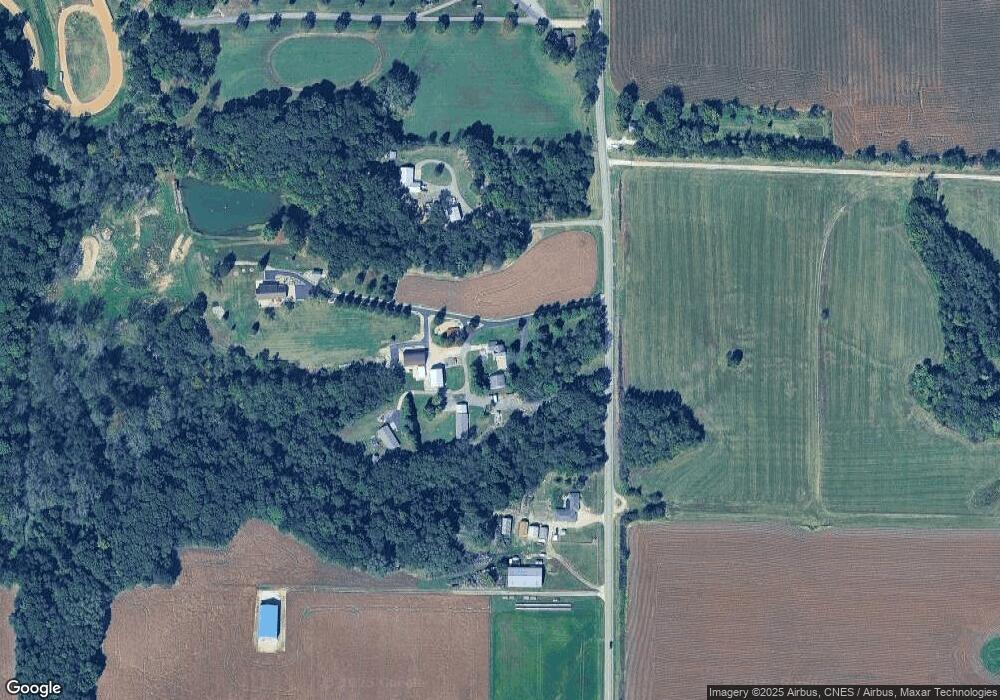 815 S Cameron Ln, Peoria, IL 61607 - photo 1