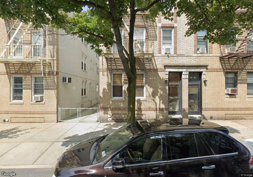 25-66 42nd St unit 1FL, Astoria, NY 11103 - photo 1