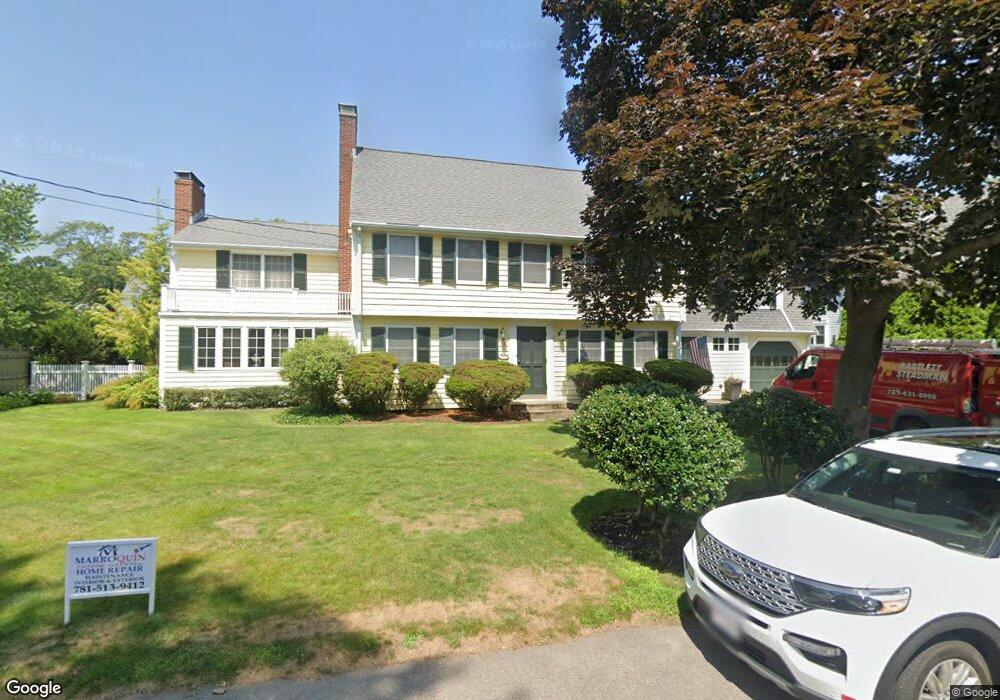 11 Locust St, Marblehead, MA 01945 - photo 1