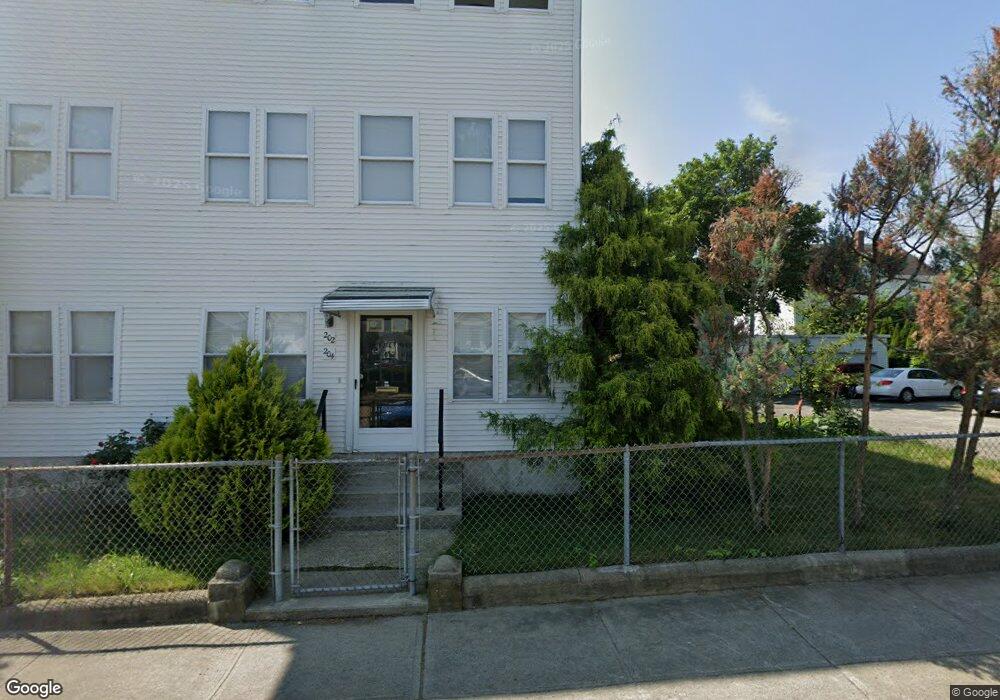 202 Hunt St unit 204, Central Falls, RI 02863 - photo 1