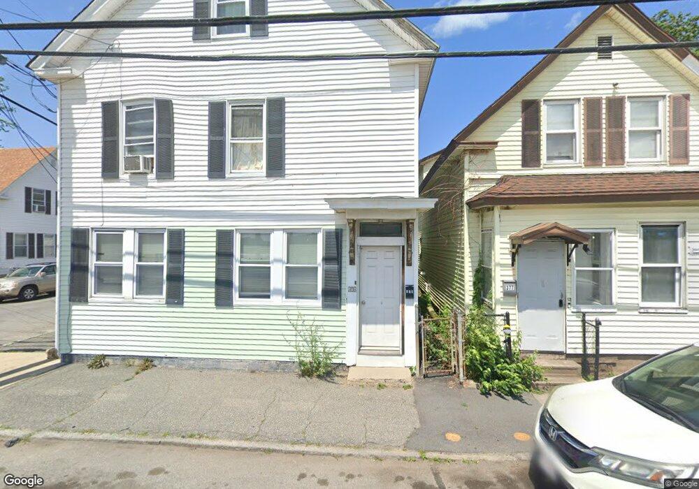 379 Lakeview Ave unit 2, Lowell, MA 01850 - photo 1