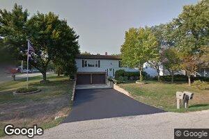 3214 W Kinley Blvd, McHenry, IL 60050